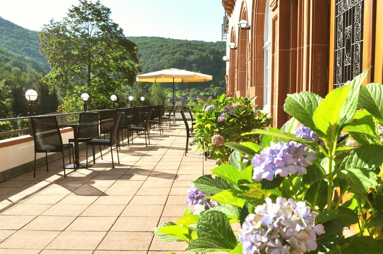 Jugendstilhotel Trifels Annweiler am Trifels Exterior photo